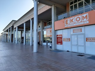 Ekom