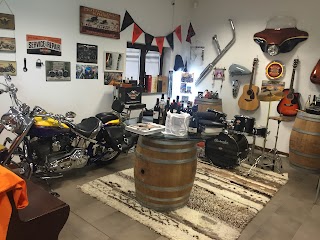 M & L Cars - HARLEY DAVIDSON - Grandi Marchi - Auto e Moto Garantito