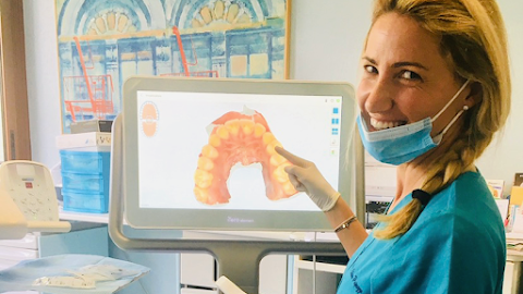 Dott.ssa Elena Papuzzo | Dentista Bambini