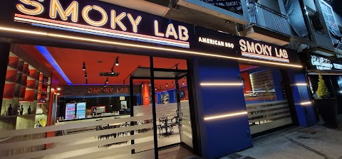 Smoky Lab Aversa