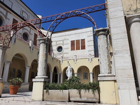 Santuario Gesù Bambino di Praga