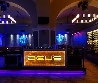 DEUS The Club