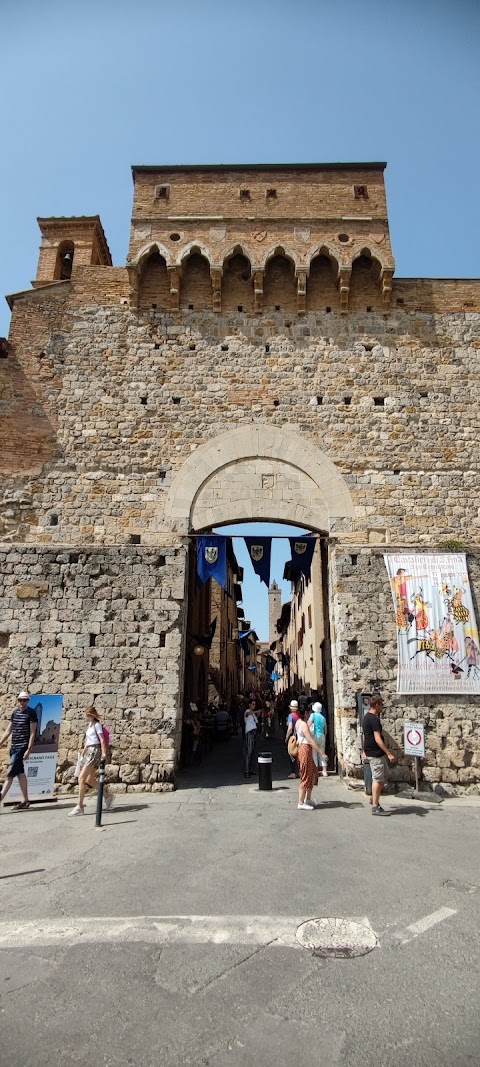 Maria's Pelletterie San Gimignano & Volterra