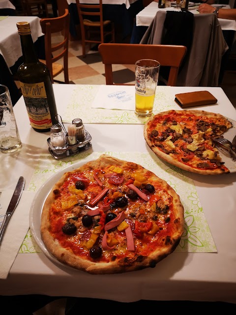 PIZZERIA VESUVIO