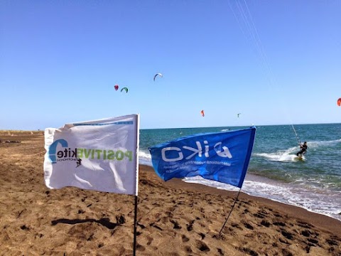 Positivekite Scuola kitesurf iko center, surf, sup, windsurf