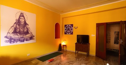 Corsi Yoga Satyasvara Bologna