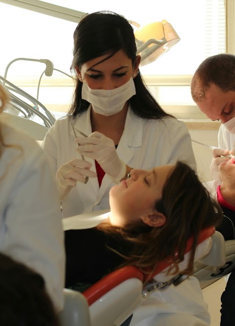 Studio Dentistico Dott. Di Blasi