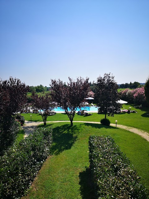 Villaggio Albergo Experia