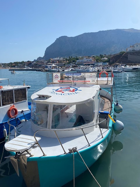 Terrasini_SicilyBoats