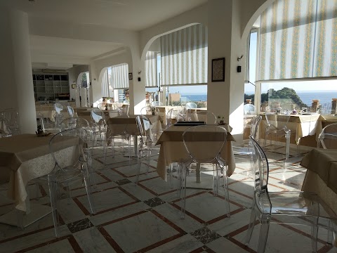 Hotel Baia Azzurra 4 stelle