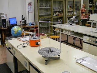 IISS Paciolo-D'Annunzio - Sede liceo scientifico e classico