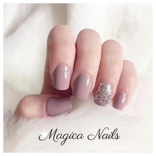 Magica Nails - Centro Estetico Unghie