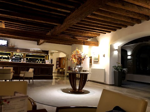 Hotel Adria Convent