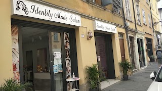 Identity mode salon