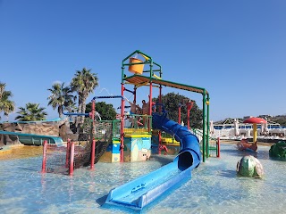 Splash & Fun Water Park