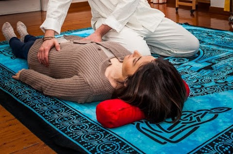 Massoterapia e Arte Shiatsu (massaggio sportivo, linfodrenaggio manuale terapeutico, Moxa)