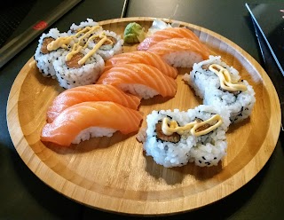 Risto Bar Sushi Sakura