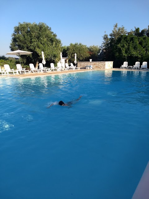 Residenza Aurora - B&B e piscina ad Ostuni sulla strada per Martina Franca