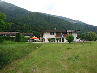 La Bottega Dei Maestri Di Armari Wagner E Armari Maurizio E C. S.N.C.