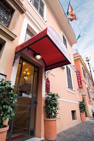 Hotel Novecento Roma