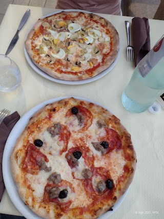 Pizzeria La Scalinata