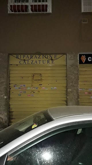 NEGOZIO DI CALZATURE