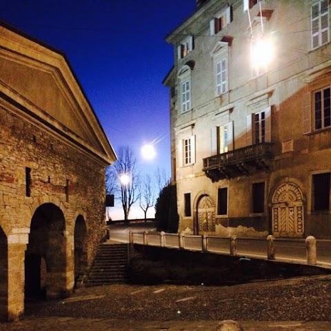 Guida turistica di Bergamo Chiara Gambirasio Stadtfuehrerin