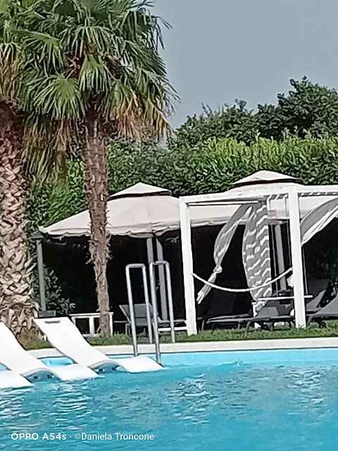 Le Privé pool club