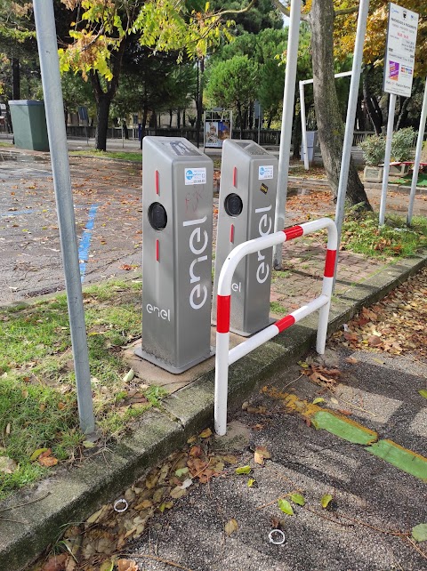 Enel X Stazione di Ricarica