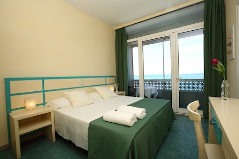 La Scogliera Hotel Bed & Breakfast‎. citr.010028-ALB-0002