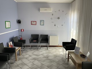 Ambulatorio Dentistico F & B di Bizzo Lucio e C. Sas - Laboratorio Odontotecnico Bizzo Lucio