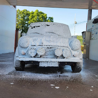 WELT CAR WASH