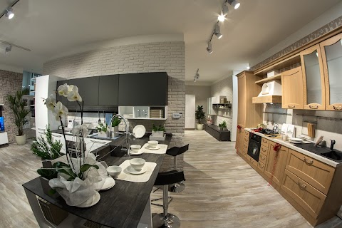 Gioia Arredamenti-Centro cucine Lube Store Brindisi e Creo Kitchens