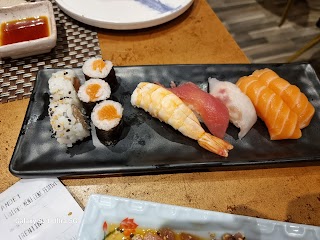 Ristorante Giapponese Sushi Sakura di Wang Jiajun