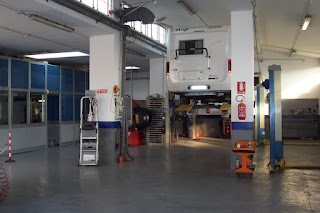 Autoriparazioni De Car - Riparazione auto e camper a Torino