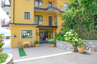 Villaggio Albergo - Hotel Piccolo Paradiso