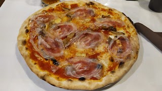 Pizzeria,Camere la Sosta