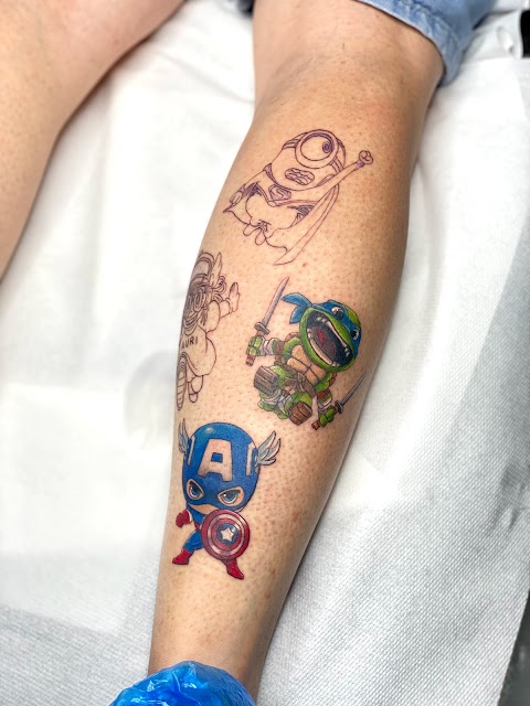 Elisabeth Consoli Tattoo Artist