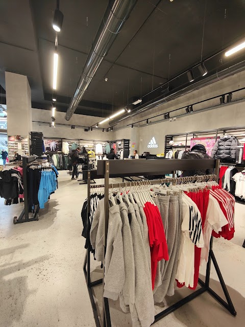 adidas Store Milan