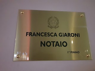 Notaio Francesca Giaroni