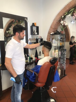 Eduard Hairstyle & Barber Shop (parrucchiere)
