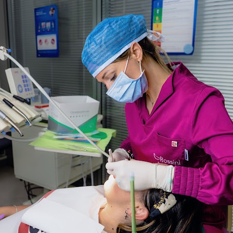 Ambulatorio Dentistico Polispecialistico Rossini Agostino