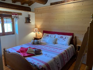 BaitaAlpeMonteNuovo - Holiday Chalet