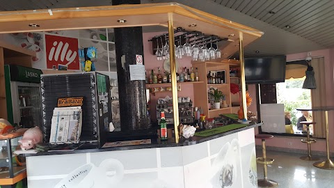 Kava bar "Oljka"