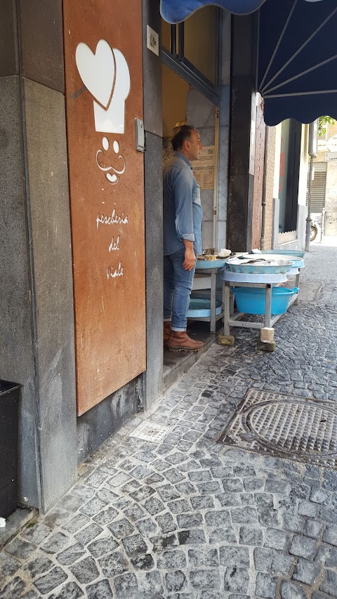 Pescheria Del Viale Di Ernesto Sorrentino