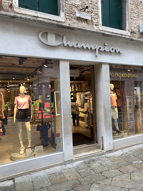 Champion Store