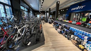 SARDI CICLI GIANT STORE - Eredi di Sardi Luigi snc