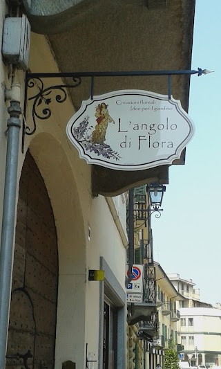 L'angolo di Flora