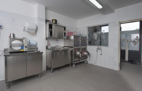 Centro Veterinario Carini - Soclate srl