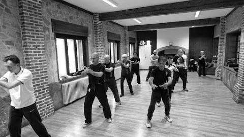 A.S.D. SPORT CLUB CORBETTA Karate e Tai Chi antico stile yang